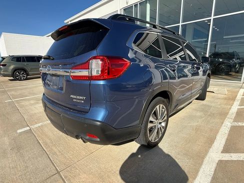 Used 2022 Subaru Ascent Limited image 6