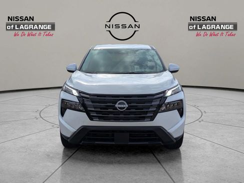 New 2026 Nissan Rogue SV image 2