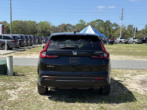 Certified 2024 Honda CR-V EX image 8