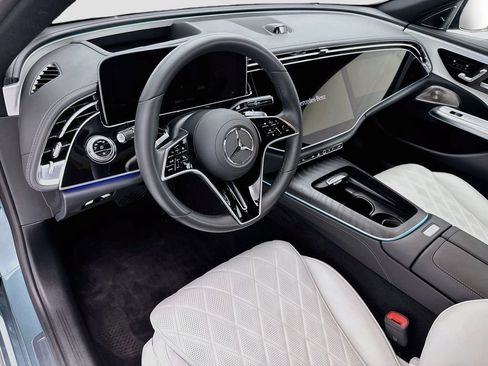 Used 2026 Mercedes-Benz E 350 Sedan image 9