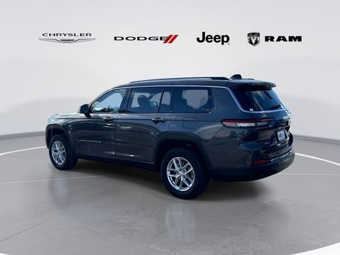 Used 2023 Jeep Grand Cherokee L Laredo AWD/4WD image 3