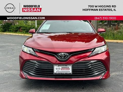 Used 2019 Toyota Camry LE FWD image 2