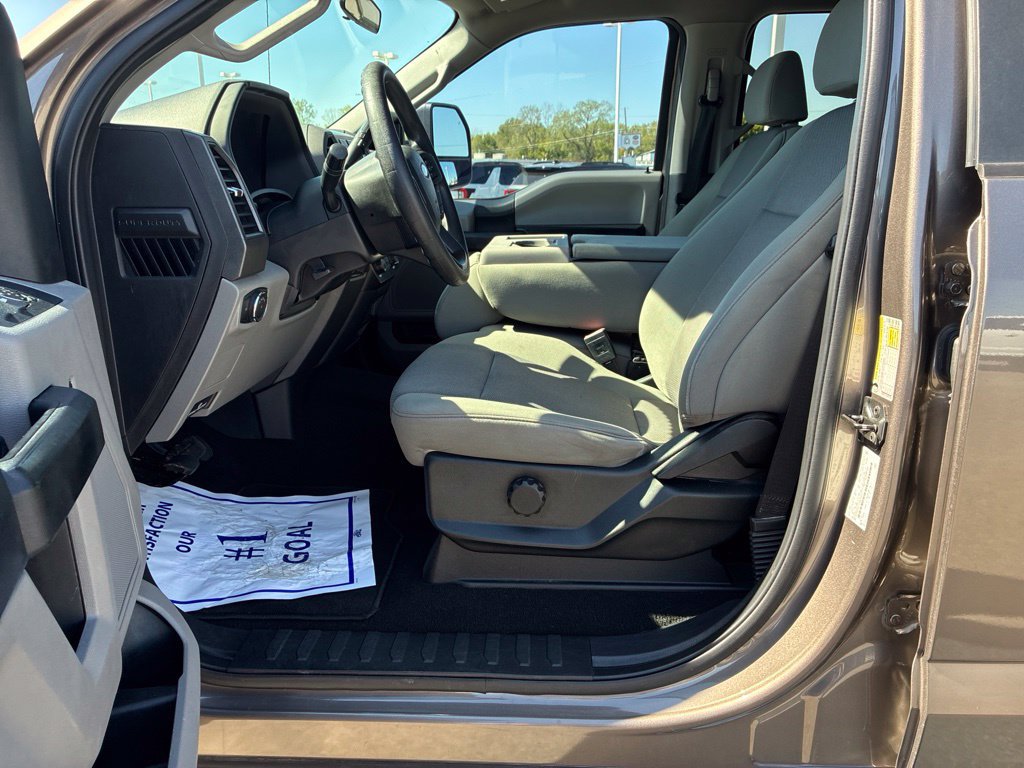 Used 2020 Ford F250 XL w/ STX Appearance Package AWD/4WD image 14