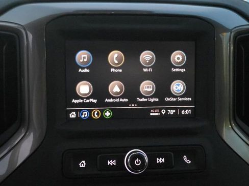 Used 2025 Chevrolet Silverado 2500 Custom w/ Custom Value Package image 18