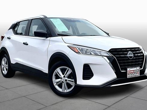 Certified 2024 Nissan Kicks S image 2