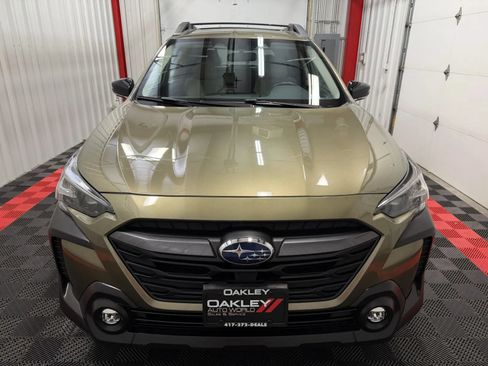 Used 2024 Subaru Outback Premium AWD/4WD image 7