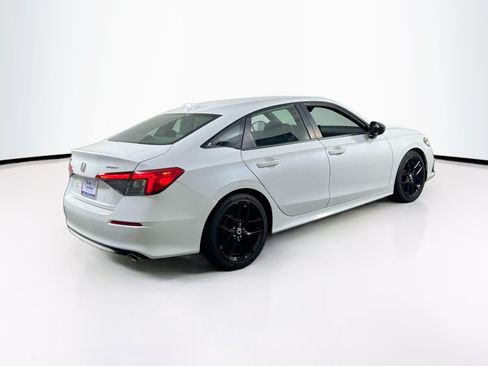Used 2023 Honda Civic Sport image 5