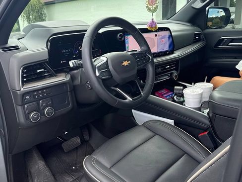 Used 2026 Chevrolet Tahoe Premier RWD image 6