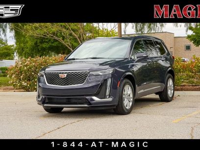 New 2025 Cadillac XT6 Luxury
