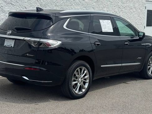 Used 2022 Buick Enclave Avenir w/ Avenir Technology Package AWD/4WD image 3
