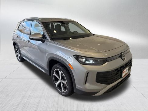 New 2026 Volkswagen Tiguan S image 7
