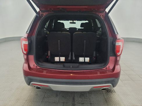 Used 2016 Ford Explorer XLT w/ Equipment Group 201A FWD image 29