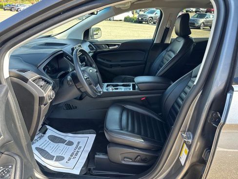 Used 2024 Ford Edge SEL image 9