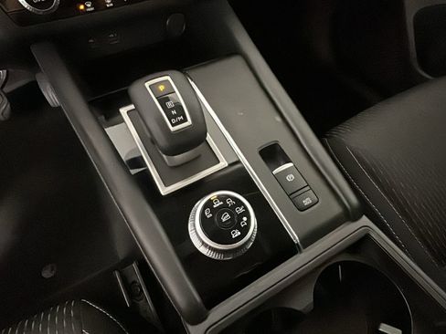 Used 2022 Mitsubishi Outlander ES AWD/4WD image 23