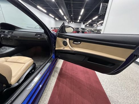 Used 2012 BMW M3 Convertible image 38