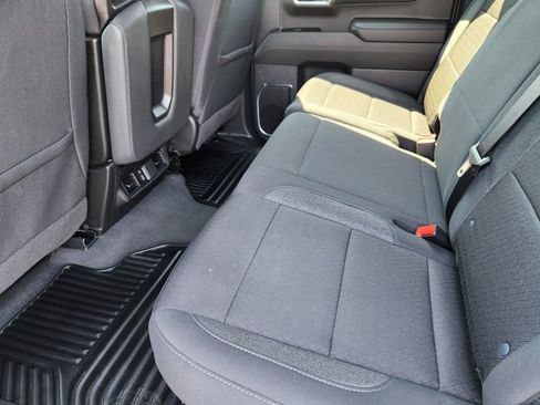 Used 2025 GMC Sierra 1500 SLE w/ X31 Off-Road Package AWD/4WD image 16