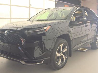 Used 2024 Toyota RAV4 SE w/ Weather & Moonroof Package