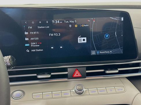 New 2026 Hyundai Elantra Limited FWD image 11