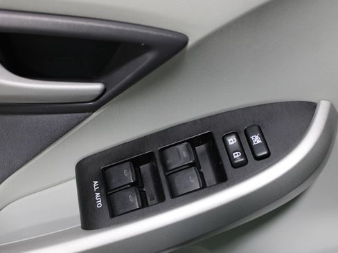 Used 2010 Toyota Prius FWD image 9