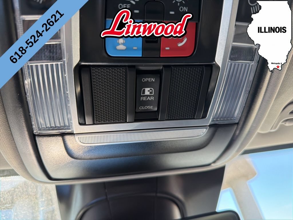 Used 2024 RAM 2500 Laramie w/ Safety Group AWD/4WD image 28