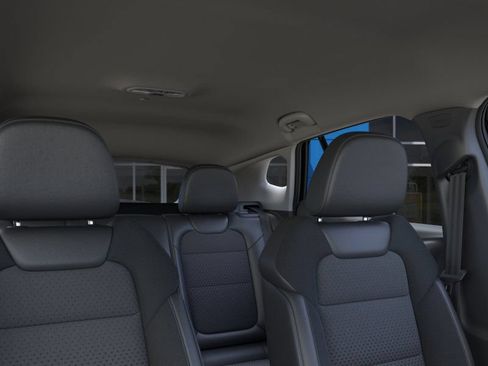 New 2026 Chevrolet Trax LT w/ Driver Confidence Package FWD image 24
