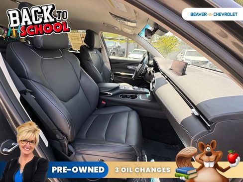 Used 2025 Genesis GV70 2.5T AWD/4WD image 32
