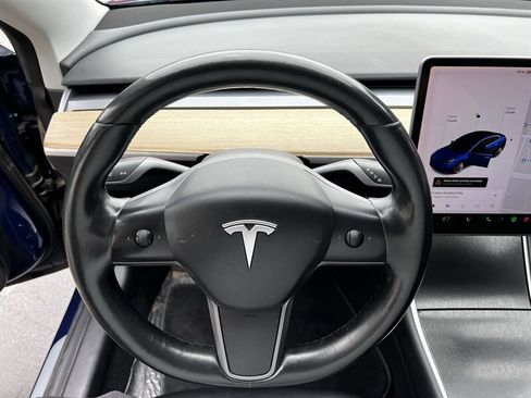Used 2018 Tesla Model 3 Long Range RWD image 26