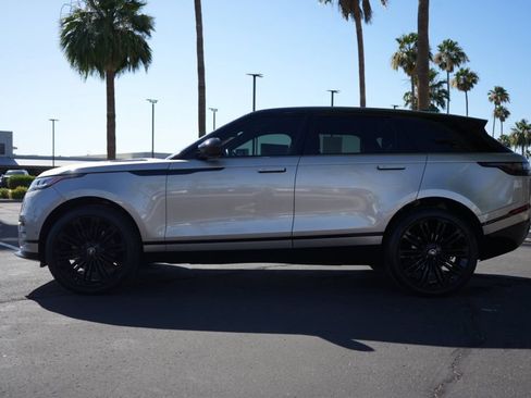 Used 2026 Land Rover Range Rover Velar Dynamic SE AWD/4WD image 3