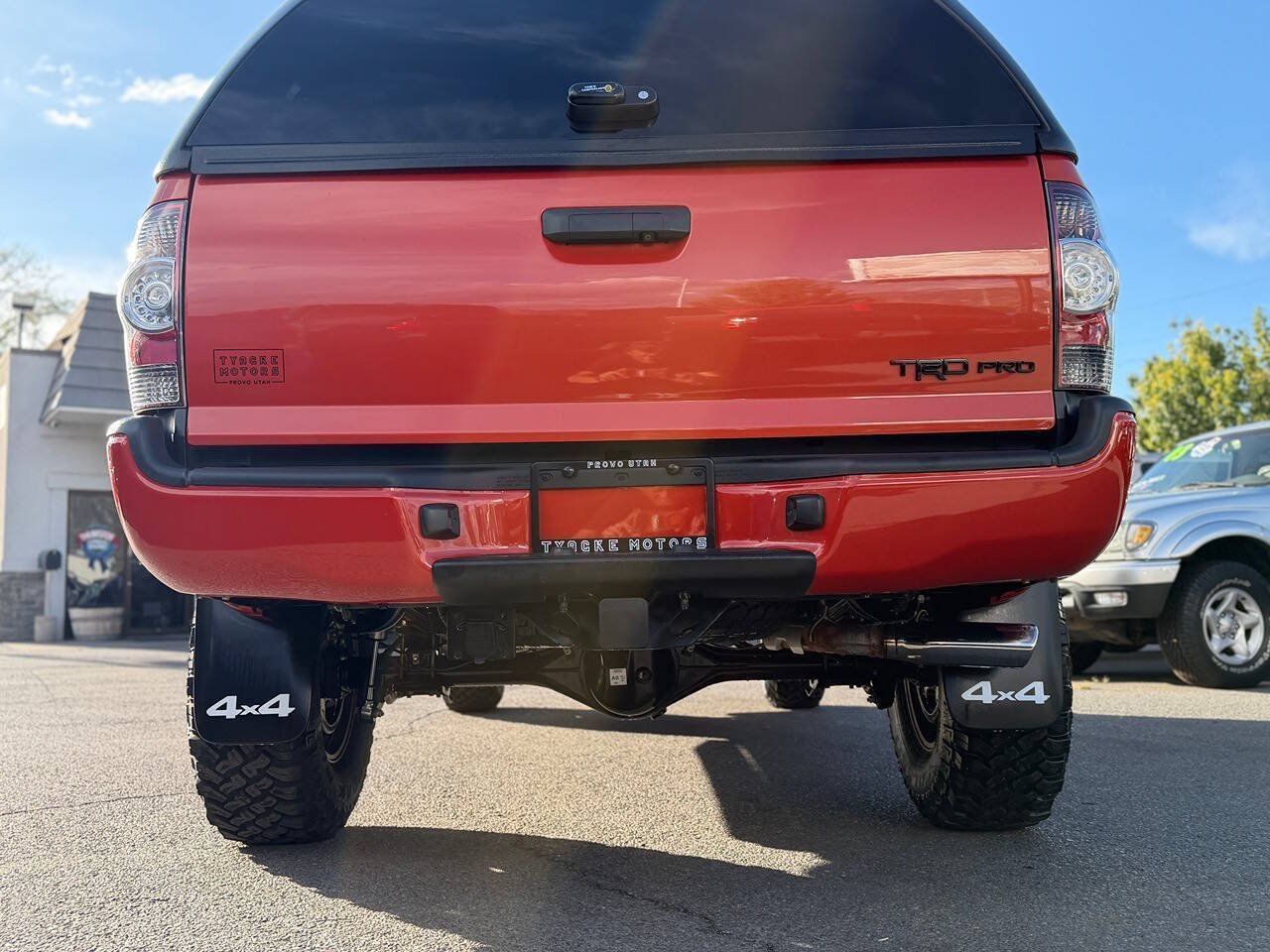 Used 2015 Toyota Tacoma TRD Pro w/ Off Road Towing Package AWD/4WD image 83