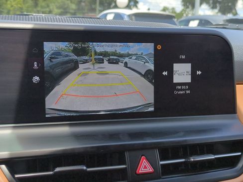 Certified 2024 Kia Seltos EX FWD image 20
