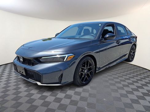 Used 2025 Honda Civic Sport image 3