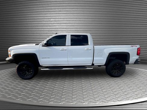 Used 2019 Chevrolet Silverado 2500 LT AWD/4WD image 4