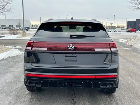 New 2026 Volkswagen Atlas Cross Sport SEL R-Line image 5