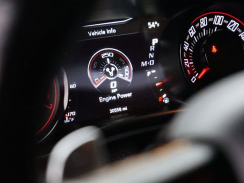 Used 2019 Dodge Challenger R/T Scat Pack w/ Stars & Stripes Edition image 18