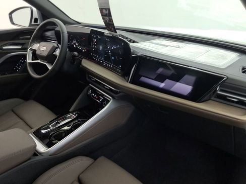 New 2025 Audi Q5 Prestige image 23