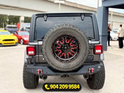 Used 2020 Jeep Wrangler Unlimited Rubicon AWD/4WD image 8