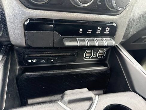 Used 2019 RAM 1500 Big Horn AWD/4WD image 22
