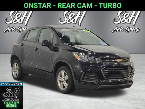 Used 2019 Chevrolet Trax LS FWD image 1