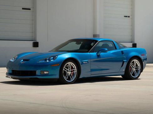 Used 2008 Chevrolet Corvette Z06 w/ Preferred Equipment Group RWD image 1