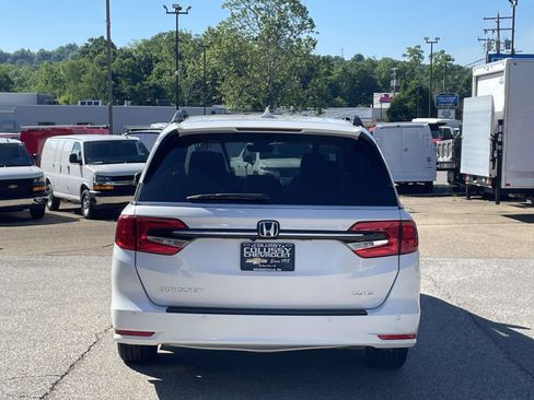 Used 2023 Honda Odyssey Elite image 4