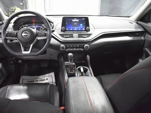 Certified 2023 Nissan Altima 2.5 SR image 13