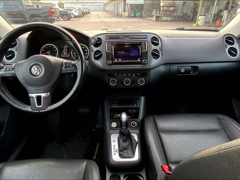 Used 2017 Volkswagen Tiguan Wolfsburg Edition image 13