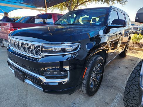 Used 2022 Jeep Grand Wagoneer Series I image 2