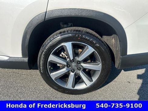 Certified 2025 Honda Pilot Elite image 36