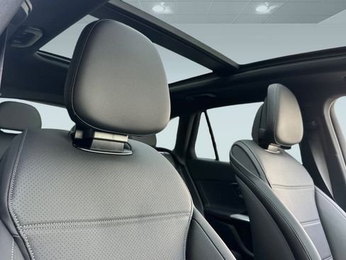 New 2026 Mercedes-Benz GLC 350e 4MATIC image 25