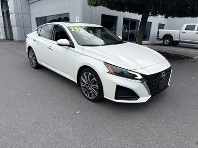 Used 2023 Nissan Altima 2.5 SL