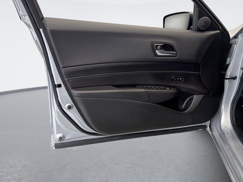 Used 2020 Acura ILX FWD image 9