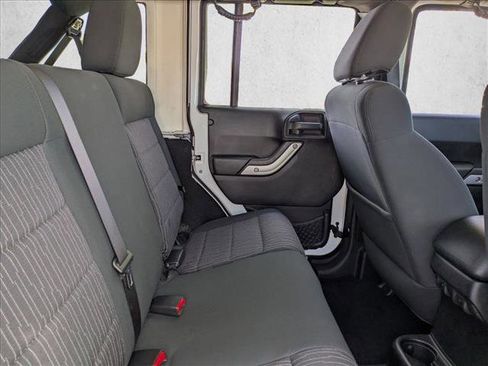 Used 2012 Jeep Wrangler Unlimited Sahara w/ Connectivity Group image 17