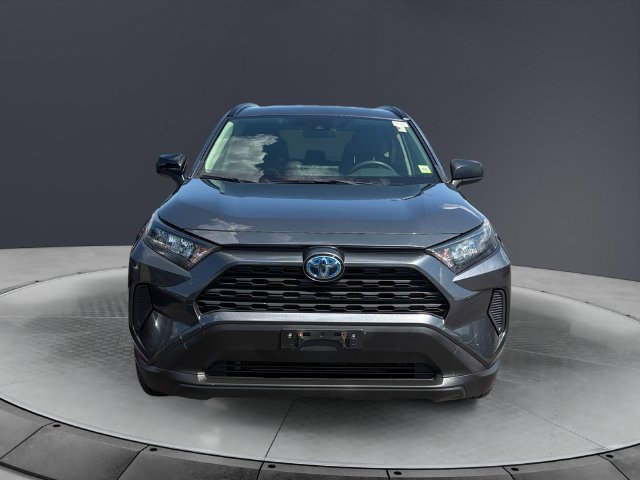Used 2019 Toyota RAV4 LE w/ Carpet Mat Package AWD/4WD image 8