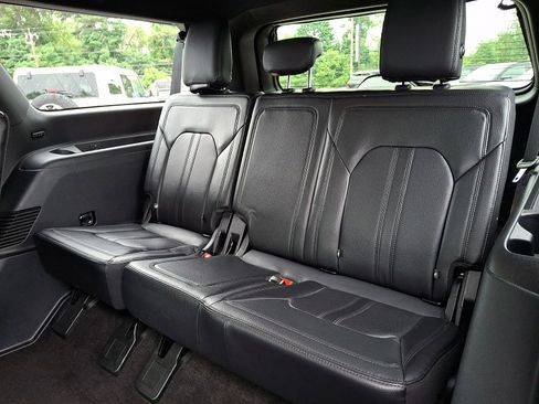 Used 2020 Ford Expedition Max Limited w/ Equipment Group 301A AWD/4WD image 14